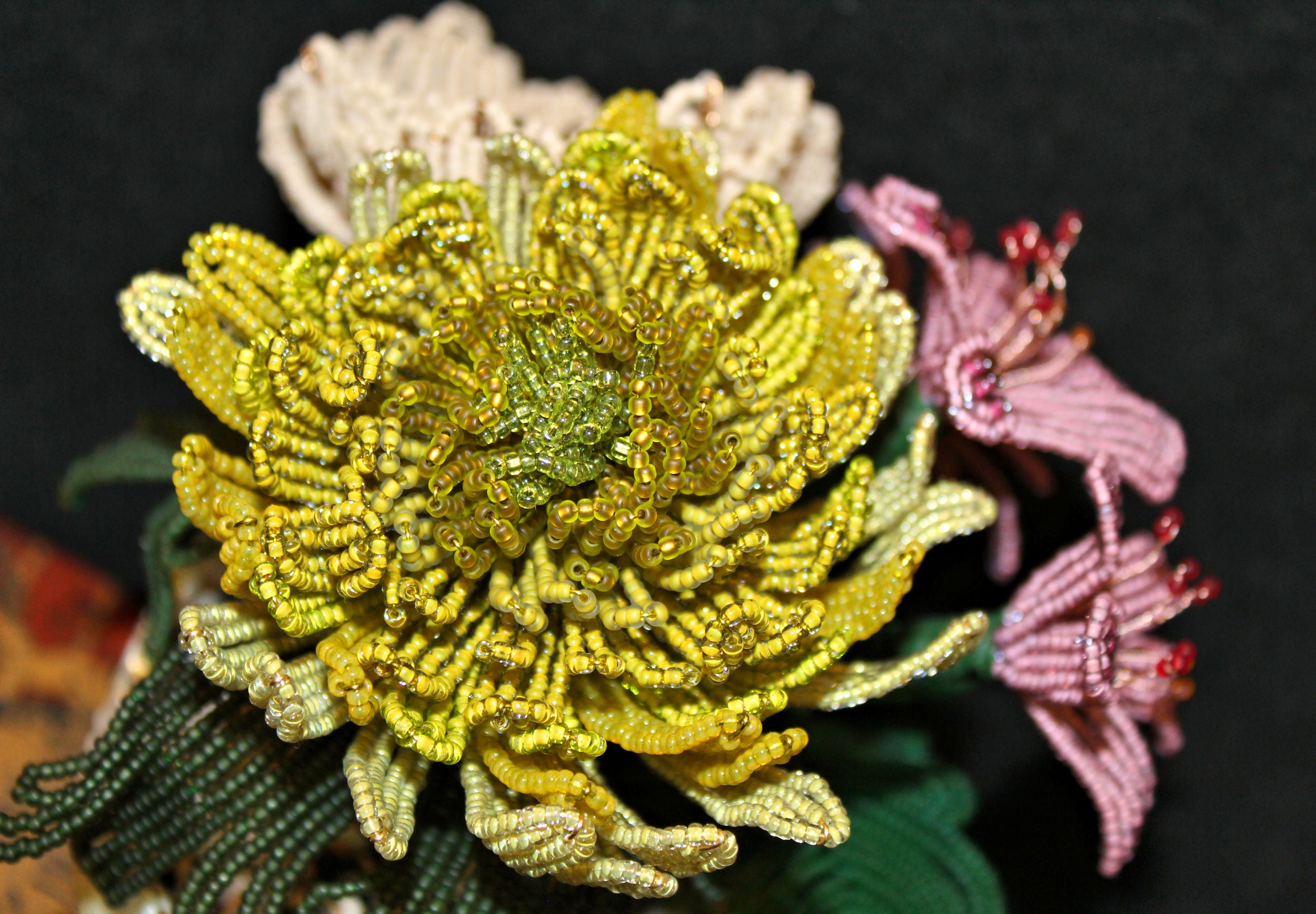 Sarah Siddons (Anemone, Chrysanthemum, and Oak Leaf Geraniums)